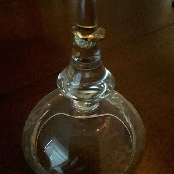 Elegant Goldtone CZ Statement Ring – Crisscross Design, EUC - Picture 3 of 5